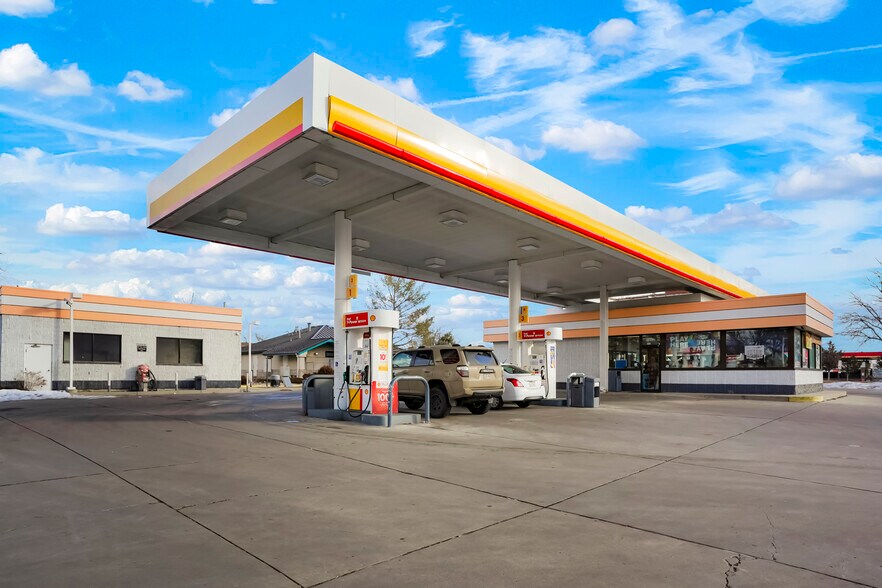 More Photos Of 9201 Huron St, Thornton Service Station For Sale