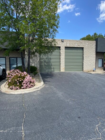 More Photos Of 42274 Rio Nedo, Temecula Manufacturing For Lease