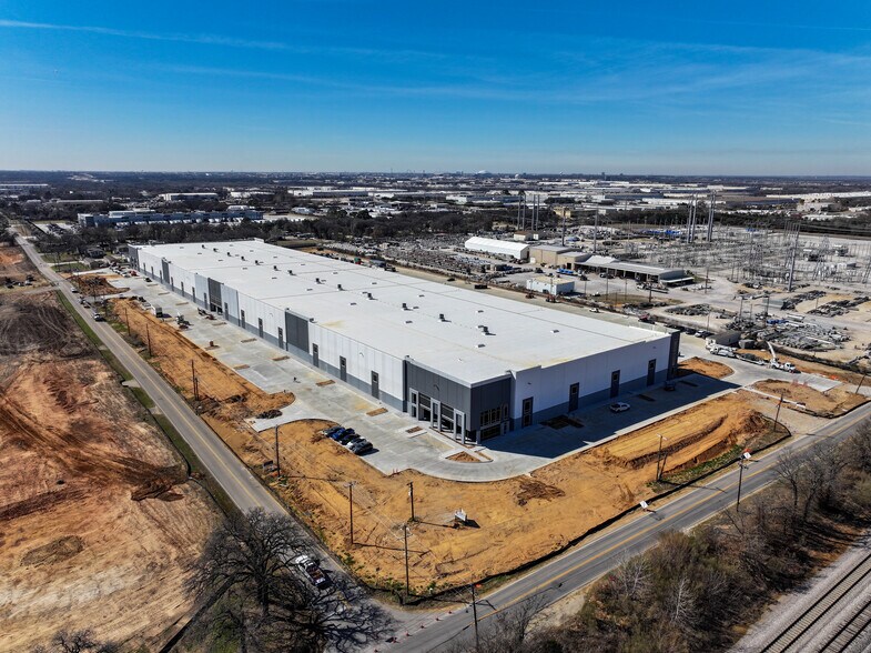 Primary Photo Of 3550 Hardrock Rd, Grand Prairie Warehouse For Lease