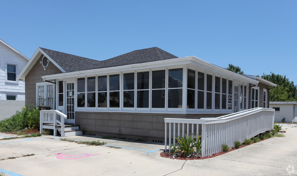 Primary Photo Of 815 3rd St N, Jacksonville Beach Office For Sale