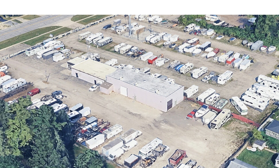 Primary Photo Of 27675 Joy Rd, Westland Manufacturing For Lease