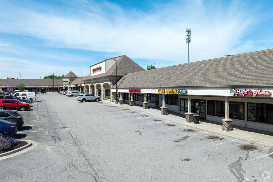 More Photos Of 11902-11906 Blue Ridge Blvd, Grandview Unknown For Lease