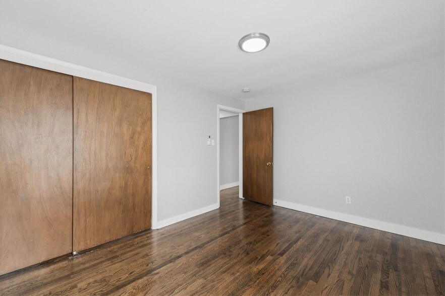 More Photos Of 50 N 6th Ave, Brighton Office Residential For Sale