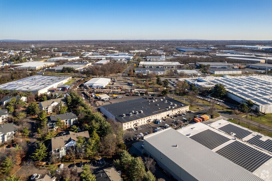 More Photos Of 40 Brunswick Ave, Edison Warehouse For Sale