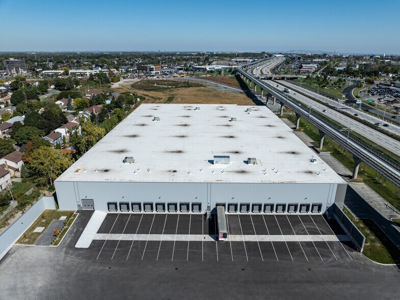 More Photos Of Aut Transcanada, Kirkland Unknown For Lease