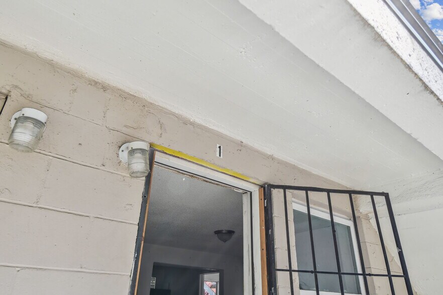 More Photos Of 1330-1334 Barnett St, Jacksonville Apartments For Sale