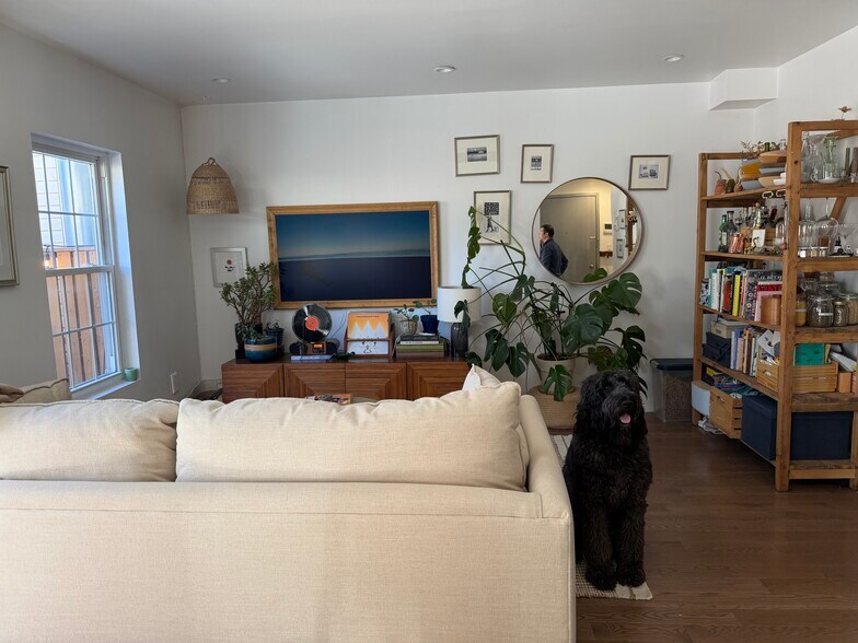 More Photos Of 117 Berry St, Brooklyn Storefront Retail Residential For Sale