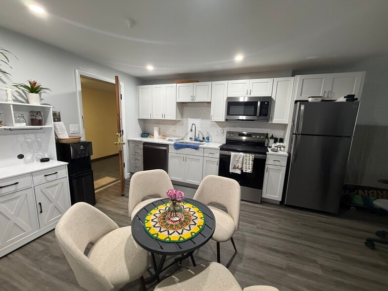 More Photos Of 38 Clapp St, Malden Apartments For Sale
