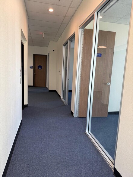 More Photos Of 4234 Green River Rd, Corona Medical For Lease