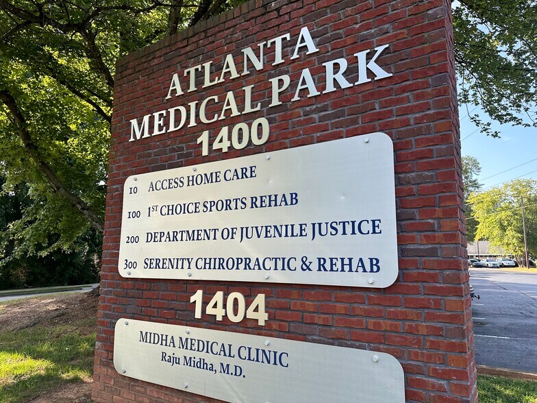 More Photos Of 1400 Montreal Rd, Tucker Medical For Lease