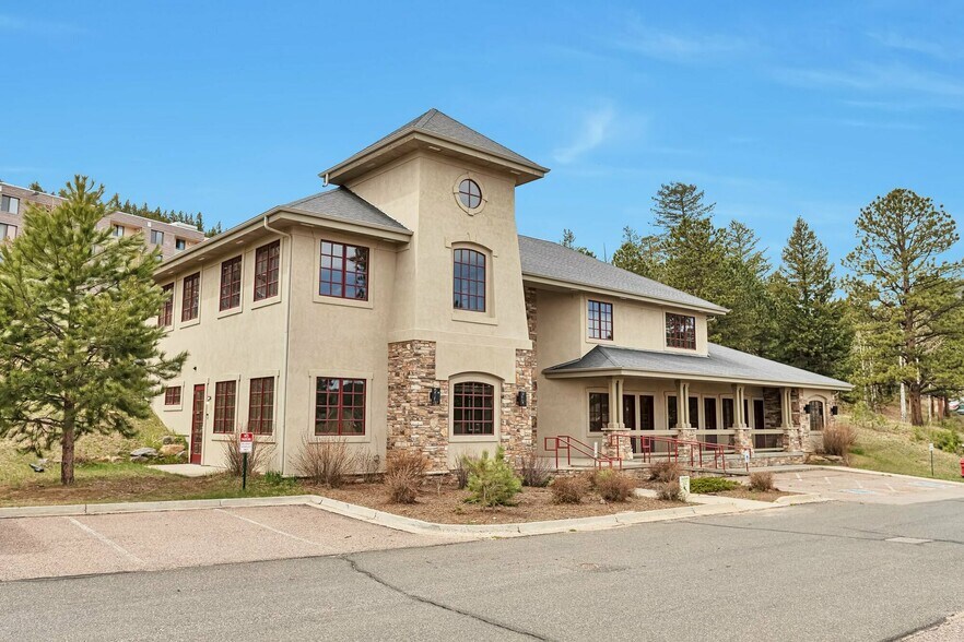 More Photos Of 3045 Whitman Dr, Evergreen Office For Lease