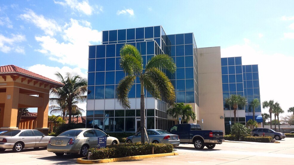 More Photos Of 150 Cocoa Isles Blvd, Cocoa Beach Office For Lease