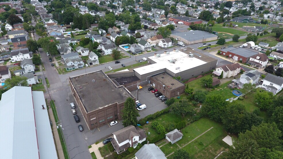 More Photos Of 508 Delaware Ave, West Pittston Warehouse For Sale