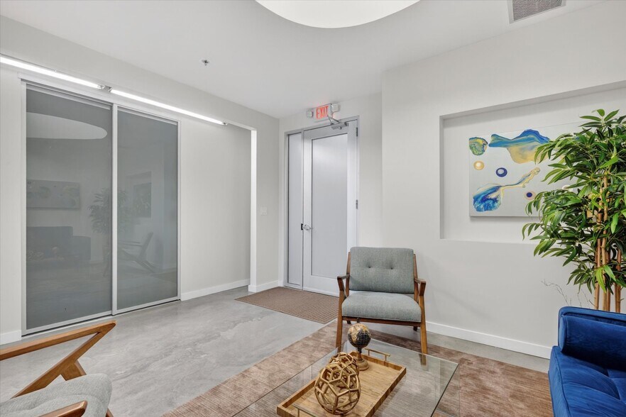 More Photos Of 7301 SW 57th Ct, South Miami Office For Sale