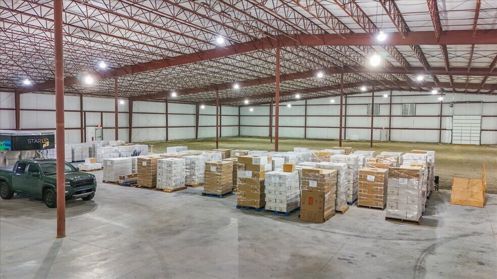 More Photos Of 241 Industrial Park Rd, Mountain City Warehouse For Sale