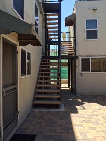 More Photos Of 1211 N Kenmore Ave, Los Angeles Apartments For Sale
