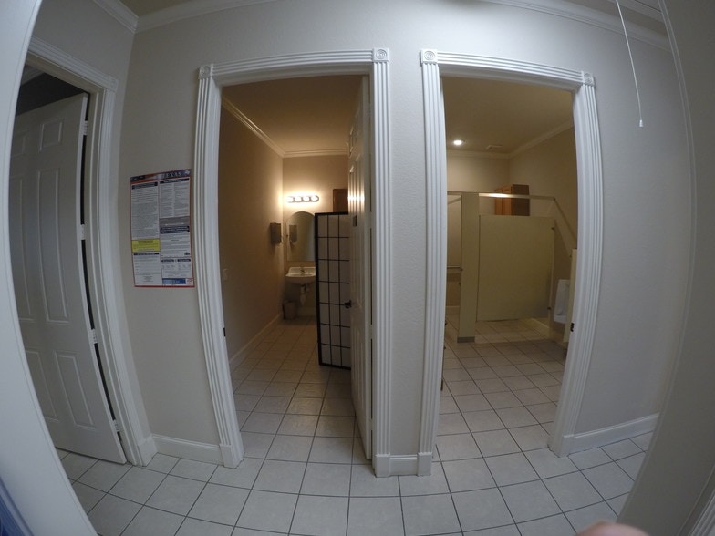 More Photos Of 1806 Snake River Rd, Katy Medical For Sale
