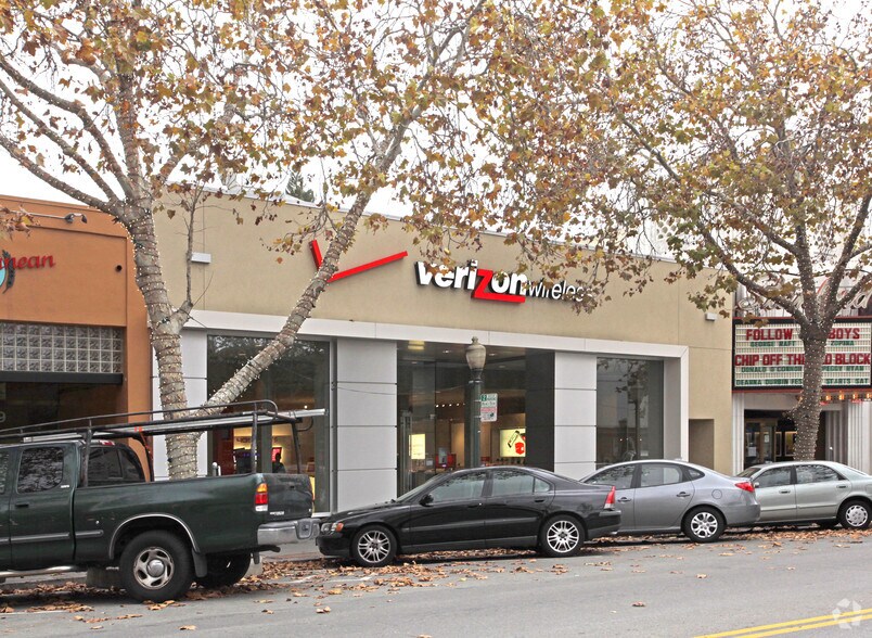 Primary Photo Of 219 University Ave, Palo Alto Storefront For Lease