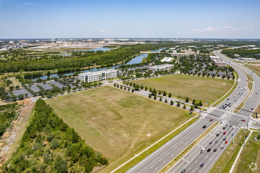More Photos Of 8403 Southpark Cir, Orlando Office For Lease