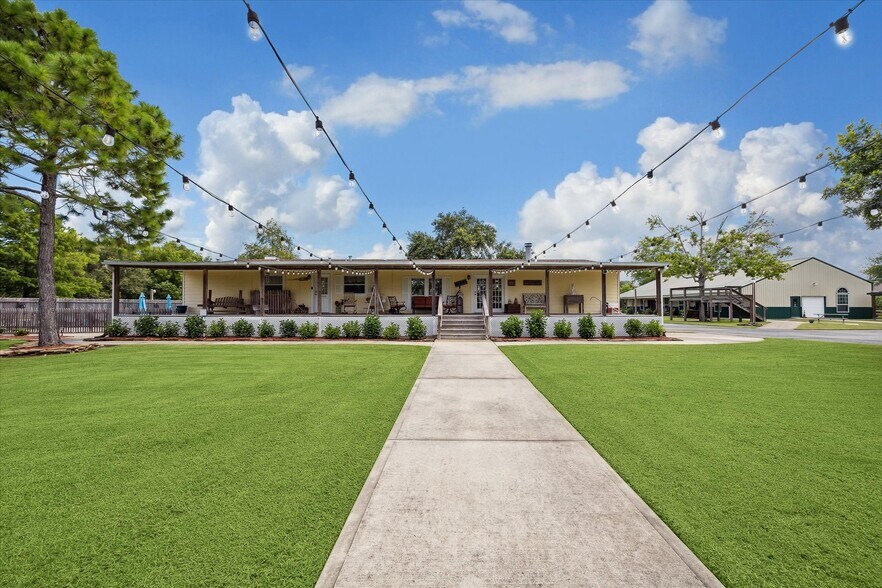 More Photos Of 18232 County Road 127, Pearland Lodge Meeting Hall For Sale