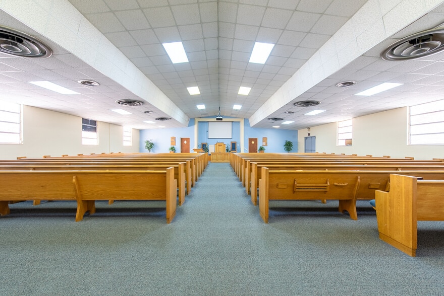 More Photos Of 4608 N Nebraska Ave, Tampa Religious Facility For Sale