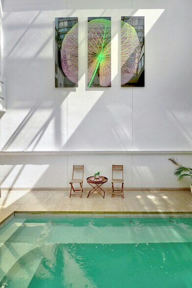 More Photos Of 410 E 6th St, Austin Storefront Retail Residential For Lease