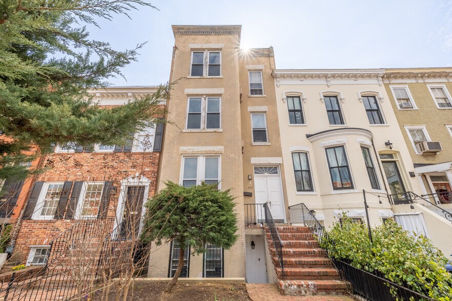 Primary Photo Of 323 Maryland Ave NE, Washington Apartments For Sale