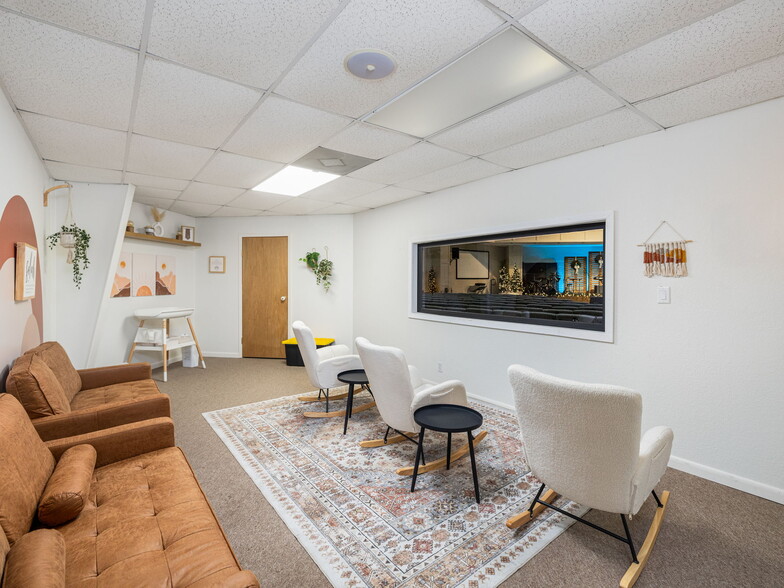 More Photos Of 6600 S Lakewoods Dr, Georgetown Specialty For Sale