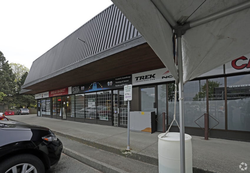 More Photos Of 7931 120th St, Delta Storefront For Lease