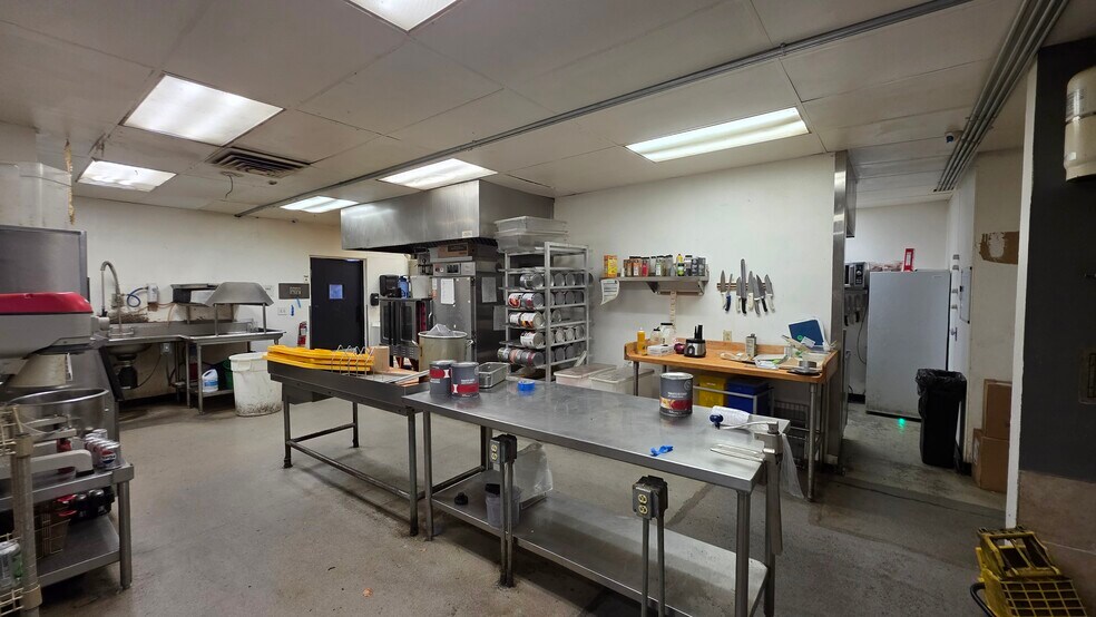 More Photos Of 2100 S Main St, Nephi Storefront Retail Office For Lease