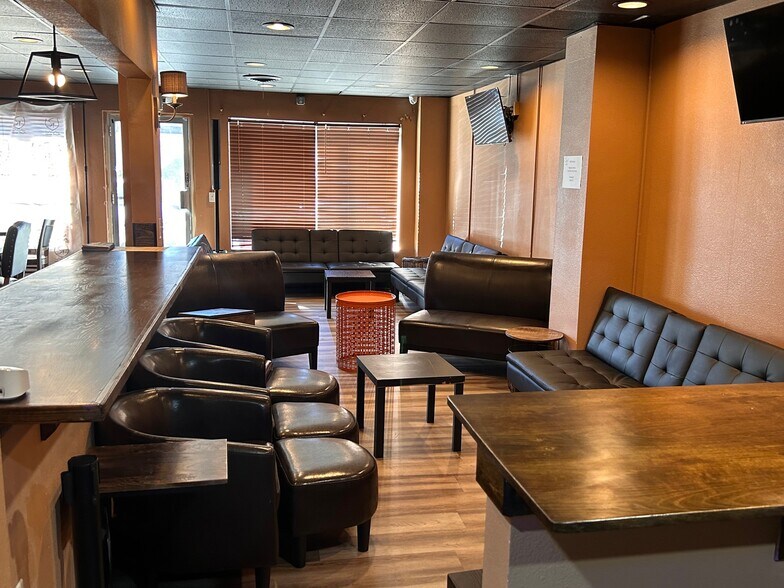 More Photos Of 21 N 6th St, Haines City Storefront Retail Office For Lease