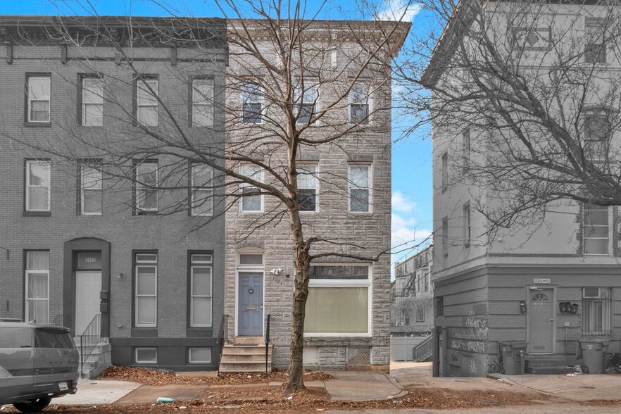 Primary Photo Of 2024 Saint Paul St, Baltimore Apartments For Sale