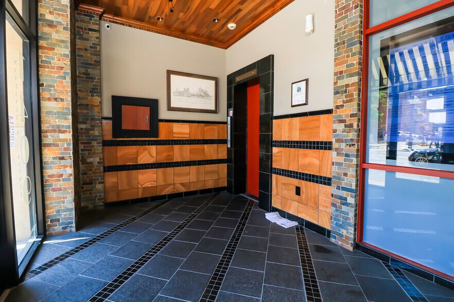 More Photos Of 1409 Washington Ave, Saint Louis Office For Sale