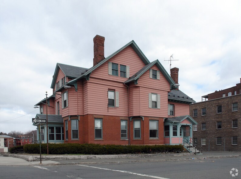 More Photos Of 693 Dwight St, Holyoke Office For Sale