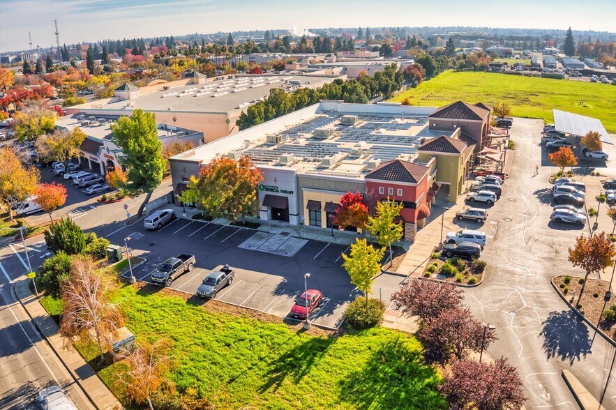 More Photos Of 1465 Tharp Rd, Yuba City General Retail For Lease