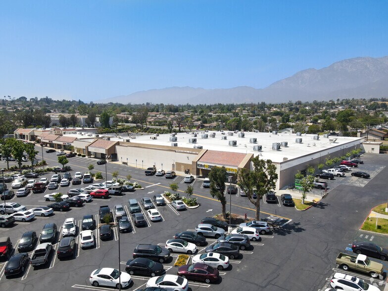 More Photos Of 8998-9116 Foothill Blvd, Rancho Cucamonga Unknown For Lease