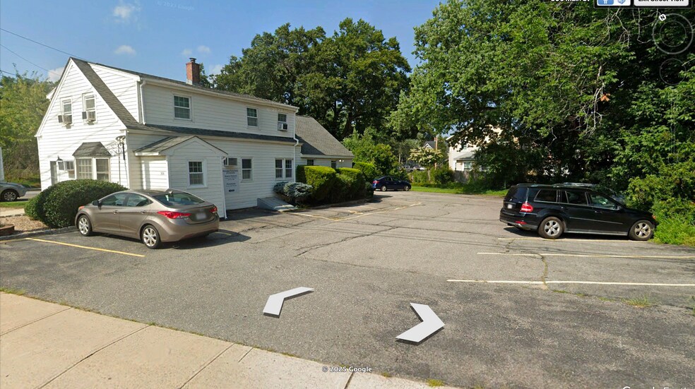 More Photos Of 306 Main St, Wilmington Medical For Sale