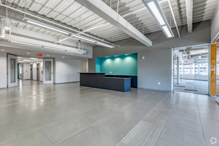 More Photos Of 360 Central Ave, Saint Petersburg Office For Lease
