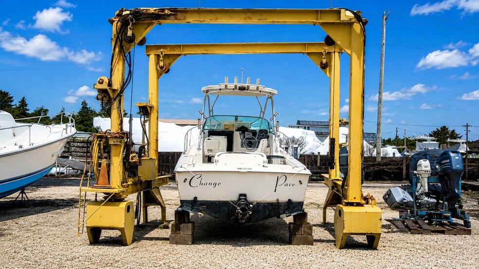More Photos Of 470 S Green St, Tuckerton Marina For Sale
