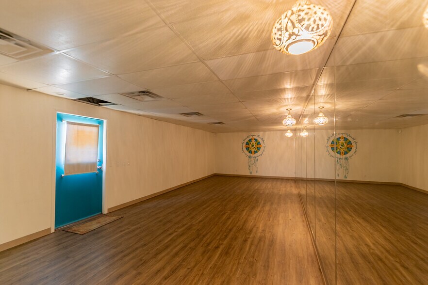 More Photos Of 4803 S Perkins Rd, Stillwater Specialty For Sale