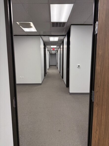 More Photos Of 16203 Park Row, Houston Light Distribution For Lease