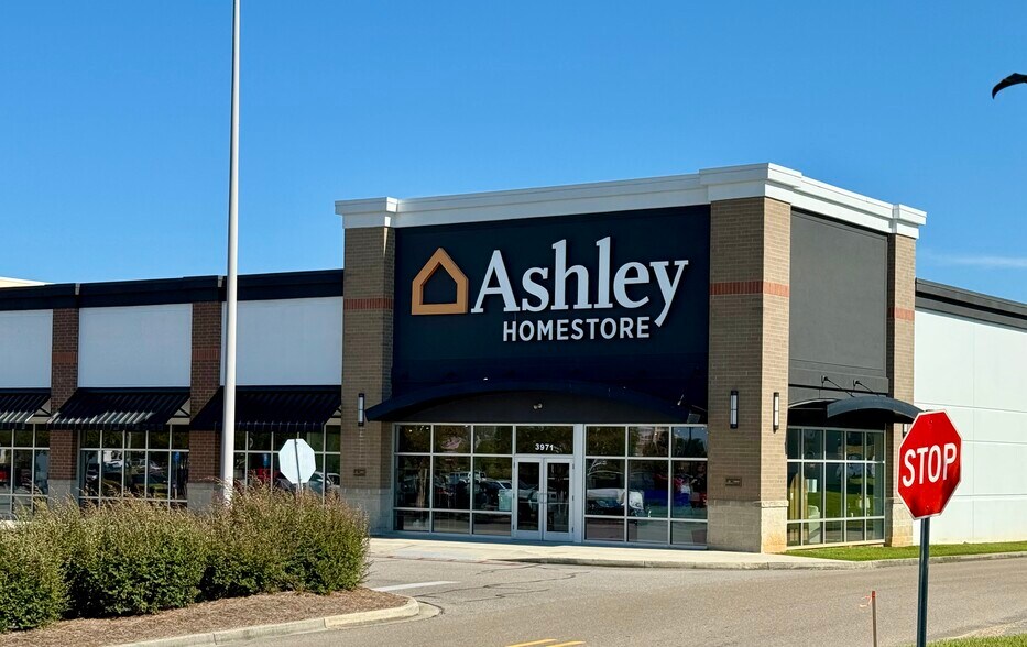 More Photos Of NW Corner I-10 and I-110, D'Iberville Unknown For Lease