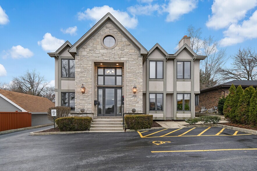 More Photos Of 103 E Ogden Ave, Clarendon Hills Office For Sale