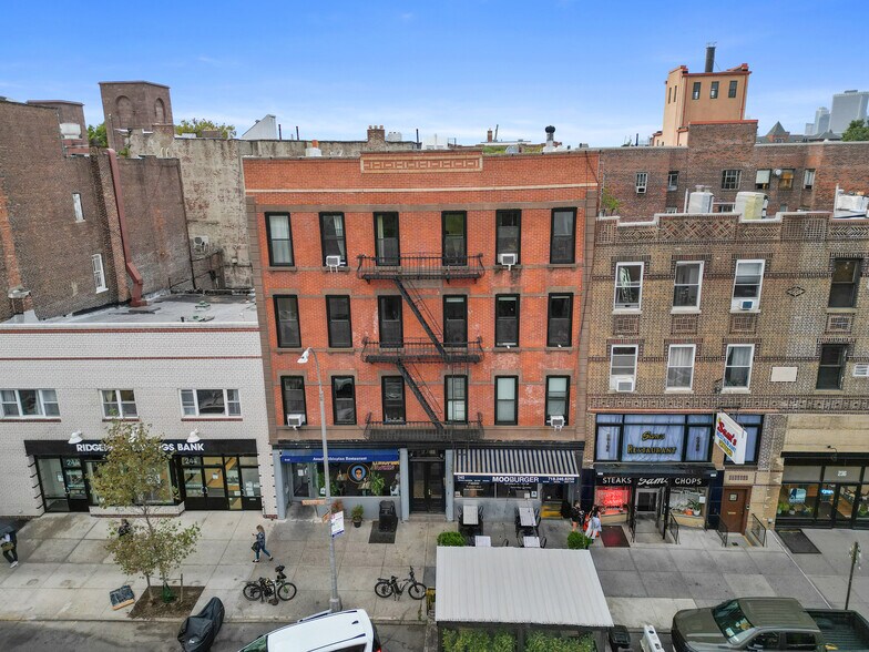 More Photos Of 240-242 Court St, Brooklyn Apartments For Lease