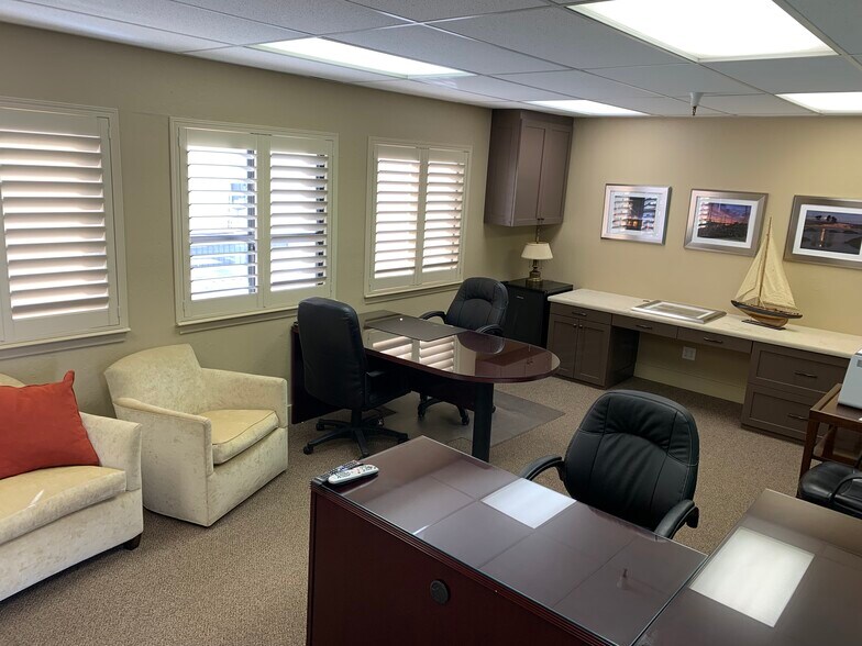 More Photos Of 644 N Santa Cruz Ave, Los Gatos Medical For Lease