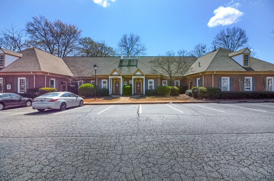 More Photos Of 130 Vann St, Marietta Office For Lease
