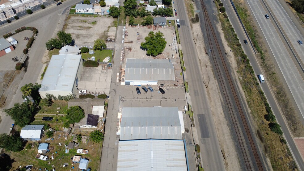 More Photos Of 3115 Railroad Ave, Ceres Warehouse For Sale