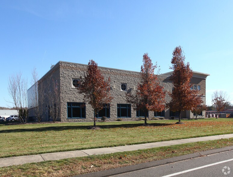 More Photos Of 270 George Washington Rd, Enfield Light Distribution For Sale