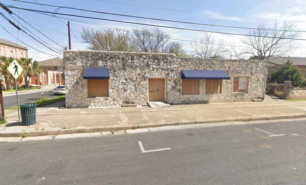 Primary Photo Of 809 Lydia St, Austin Medical For Lease