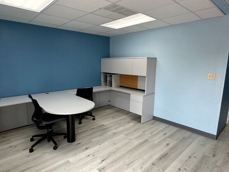 More Photos Of 1401 Applewood Dr, Dalton Medical For Lease
